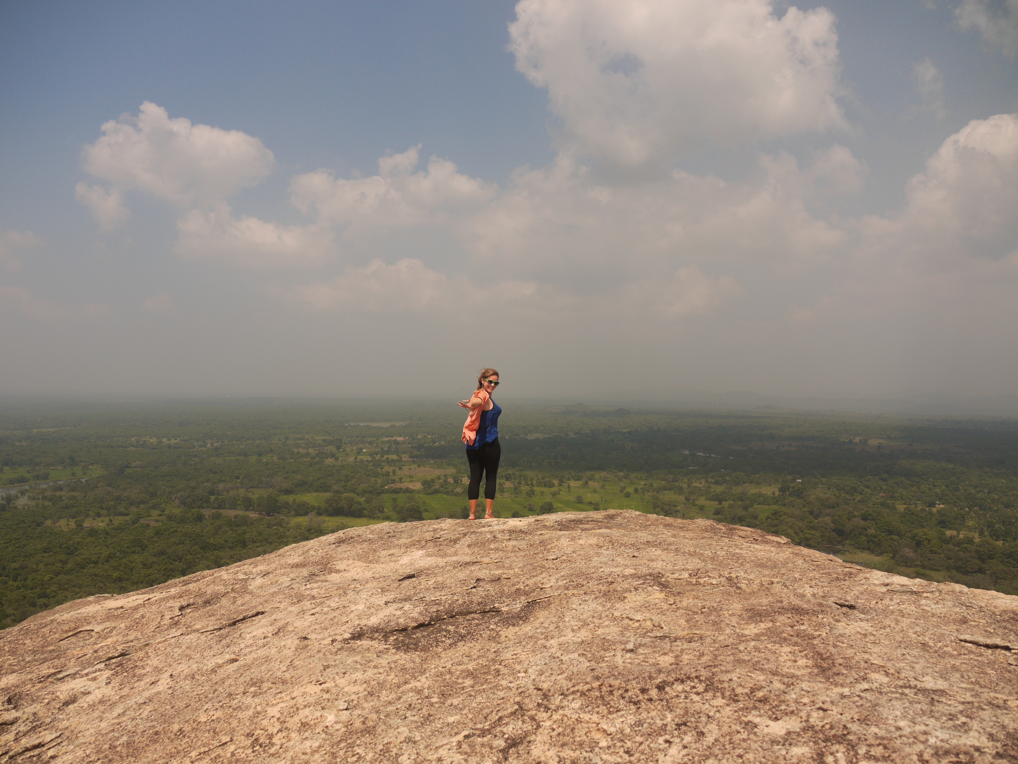 Discover the Sigiriya Rock Fortress in Sri Lanka (with 