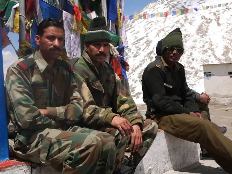Indian soldiers, Khardung La