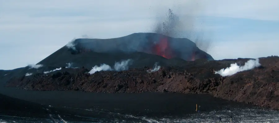 Volcanic eruption at the Fimmvörðuháls hiking trail
